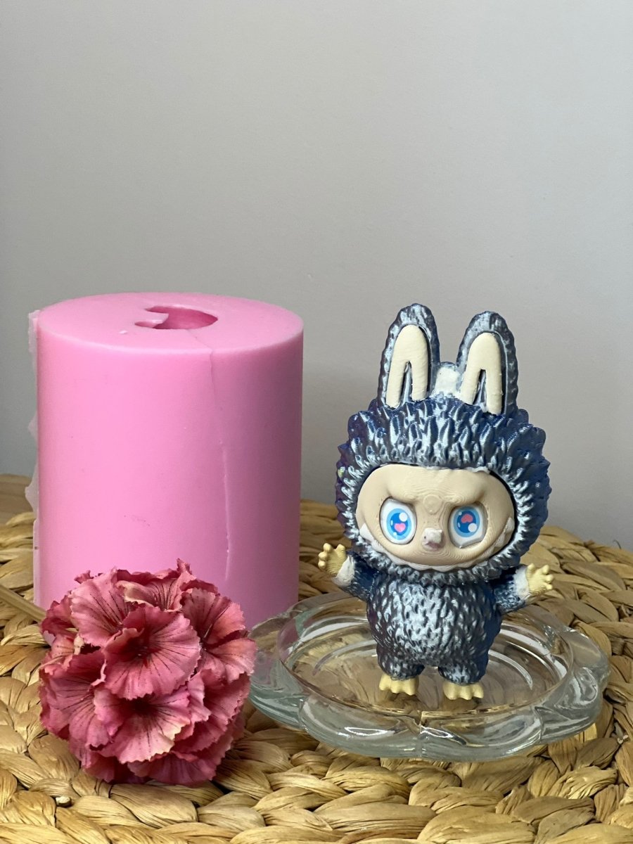 Silikona forma "Stāvošais Labubu" - Magic Garden