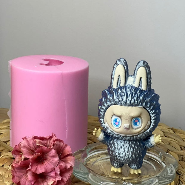 Silikona forma "Stāvošais Labubu" - Magic Garden